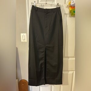 Black High-Waist A-Line Maxi Skirt with Front Slit